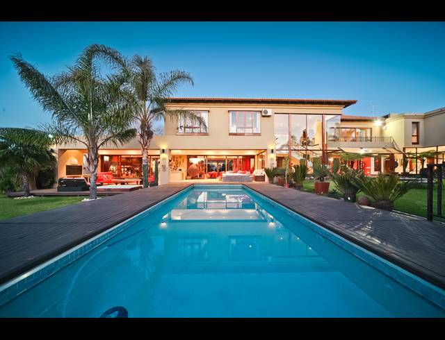 5 BEDROOM HOUSE FOR SALE IN BRYANSTON